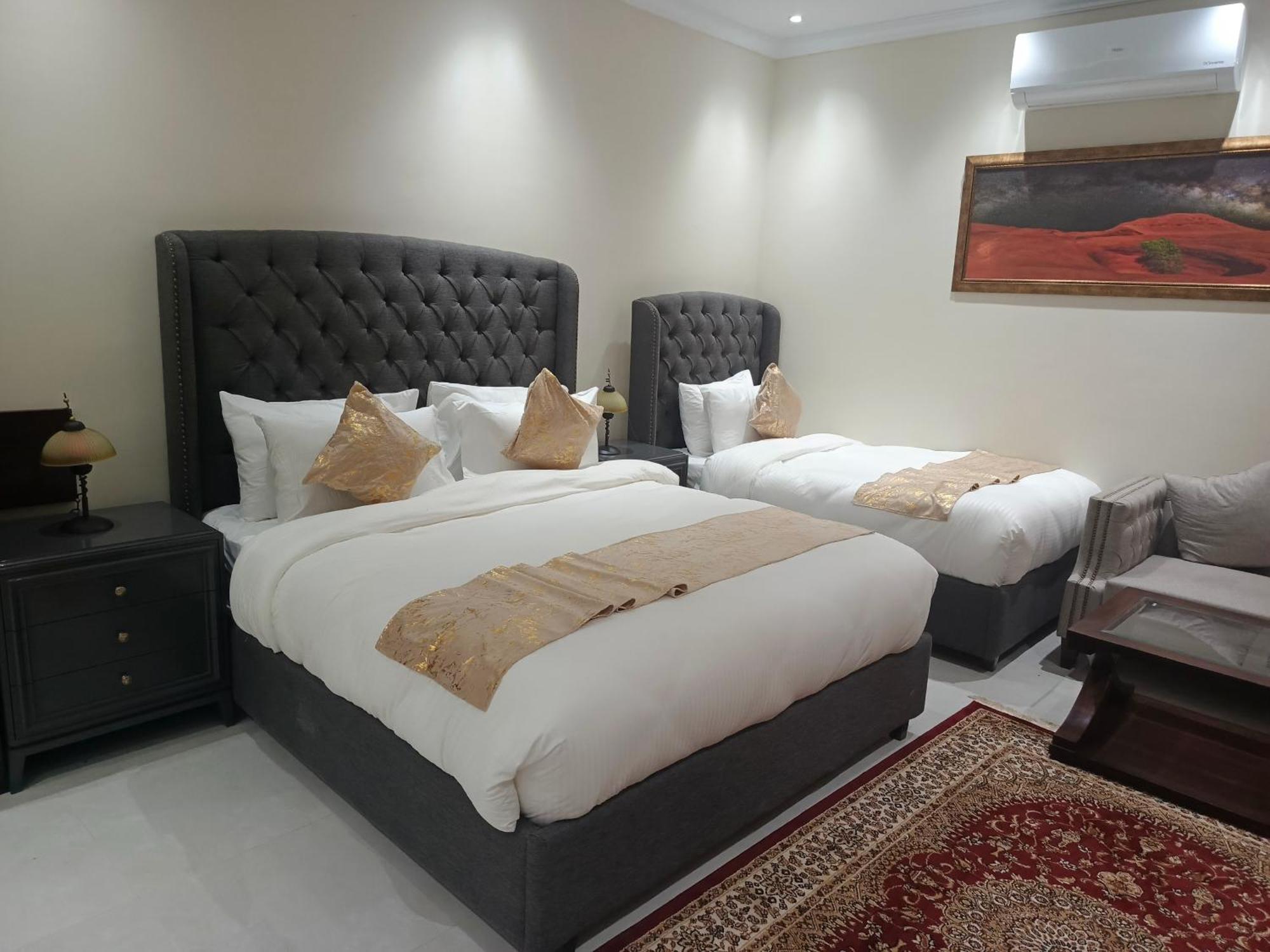 Hidden Hills Hotel & Resort Mansehra Экстерьер фото