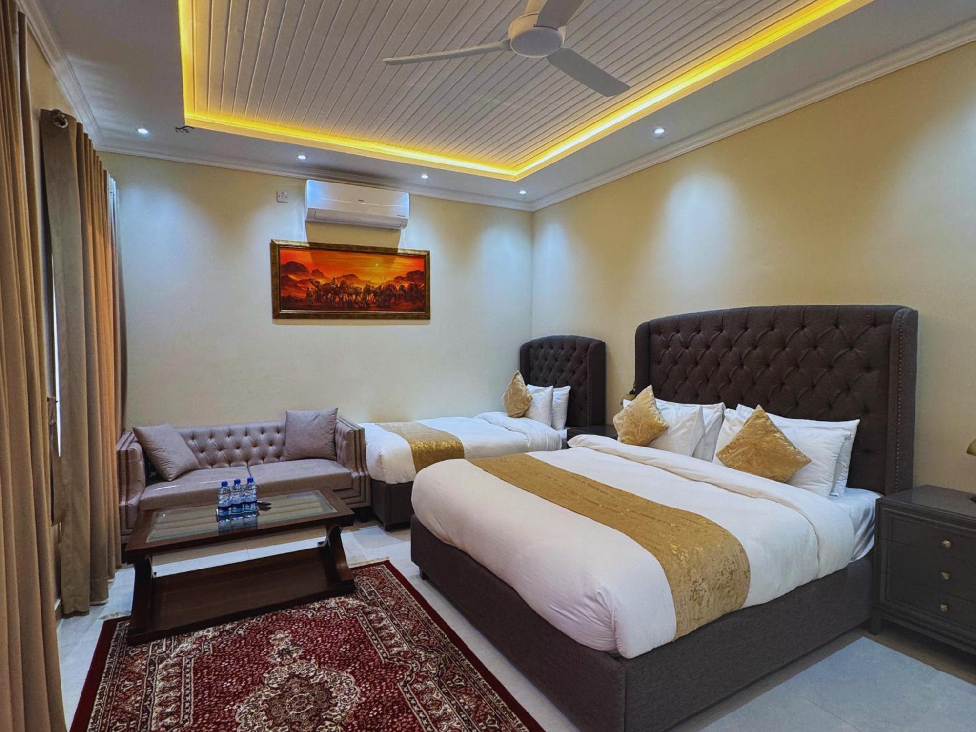 Hidden Hills Hotel & Resort Mansehra Экстерьер фото