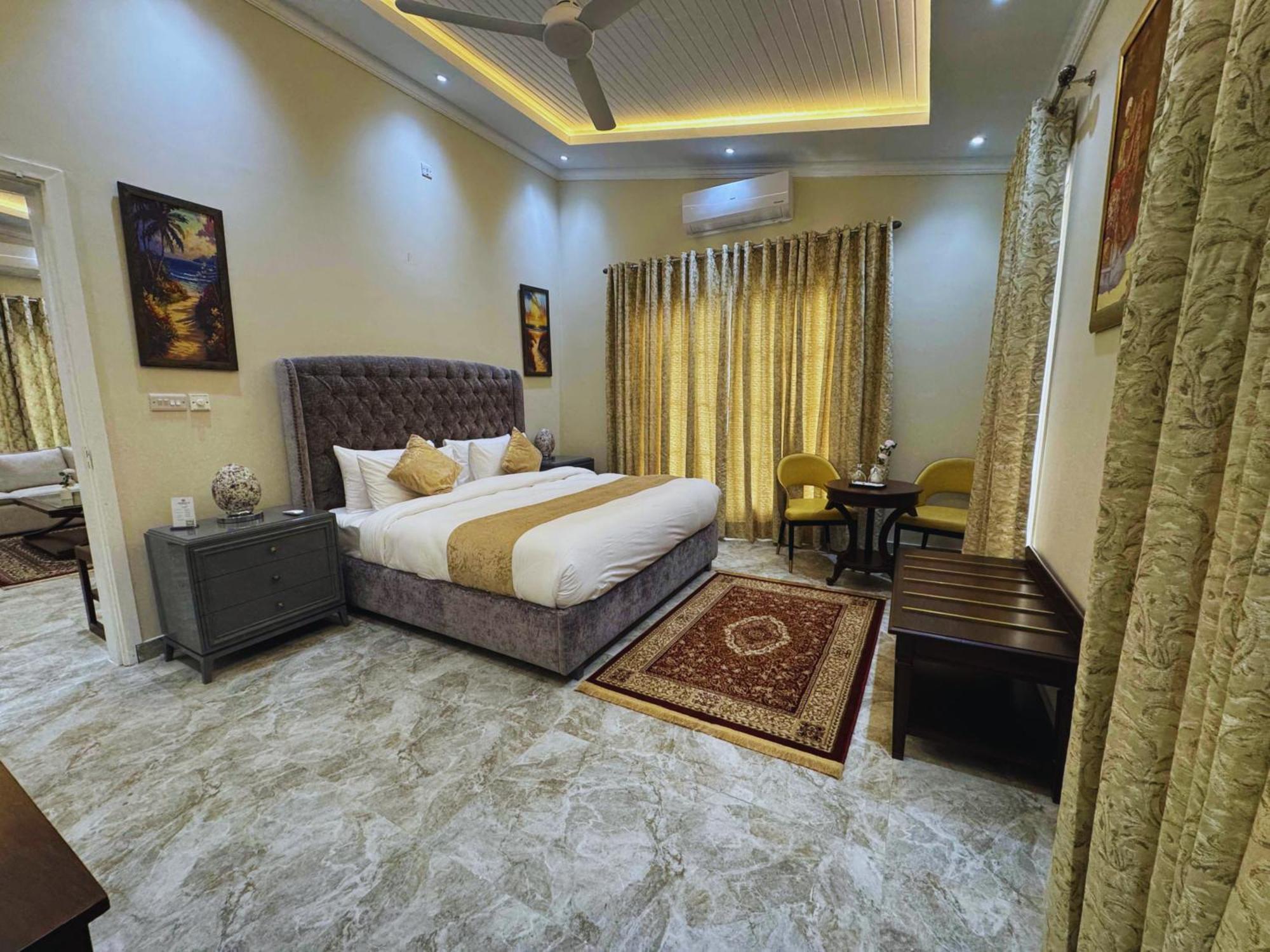 Hidden Hills Hotel & Resort Mansehra Экстерьер фото